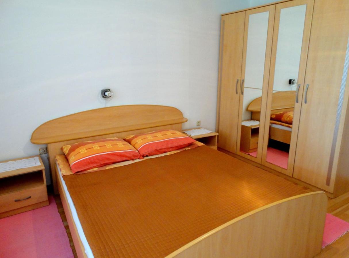 Apartmani Crikvenica 30057 - Gasparac Room photo
